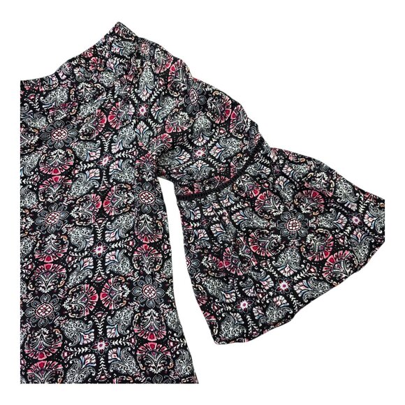Solitaire Blouse Womens Medium Black Pink Boho Bell Sleeve Rayon Floral Crochet - Picture 2 of 11